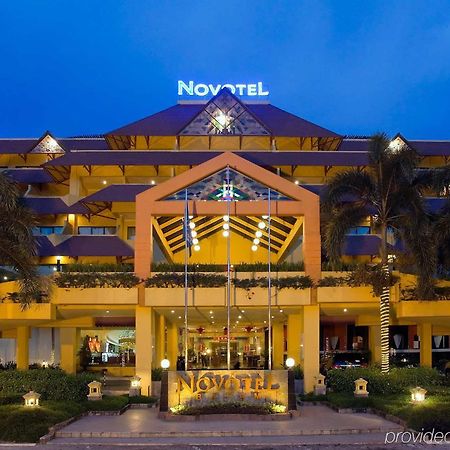 Hotel Ap Premier Batam Nagoya Esterno foto