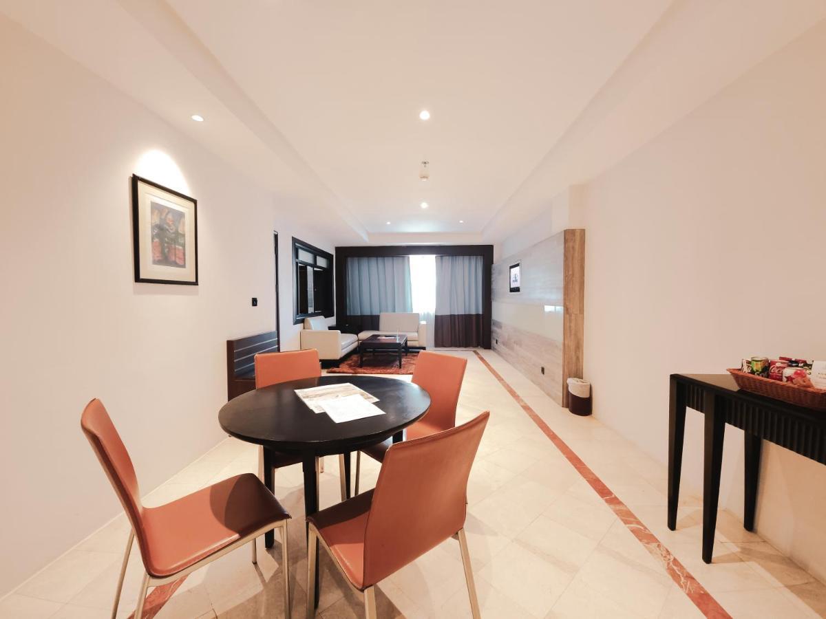 Hotel Ap Premier Batam Nagoya Esterno foto