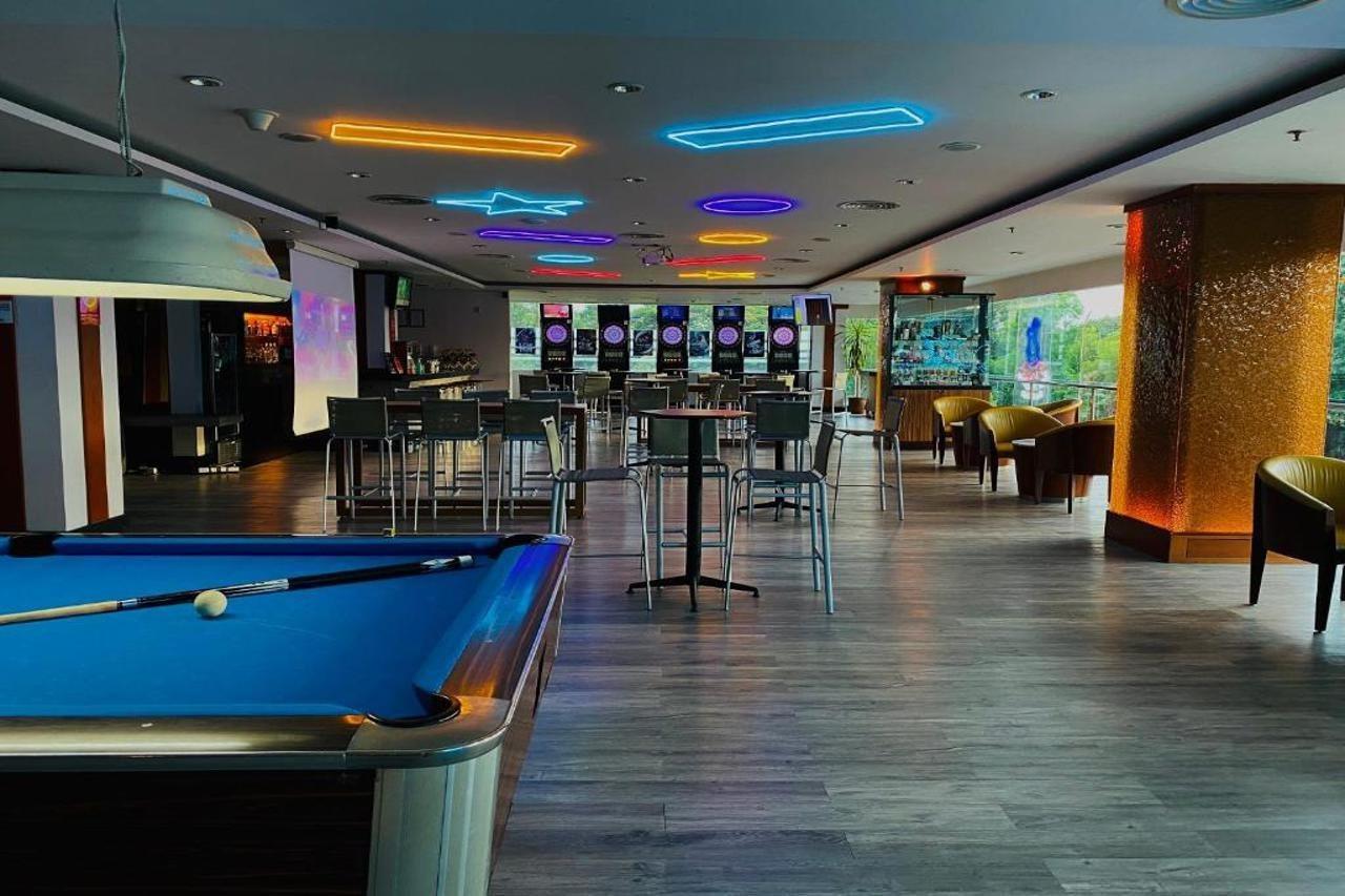 Hotel Ap Premier Batam Nagoya Esterno foto