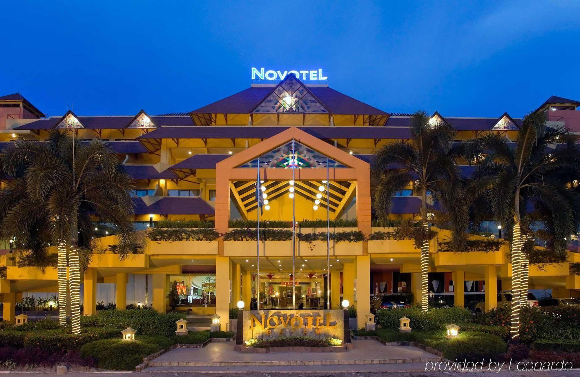 Hotel Ap Premier Batam Nagoya Esterno foto