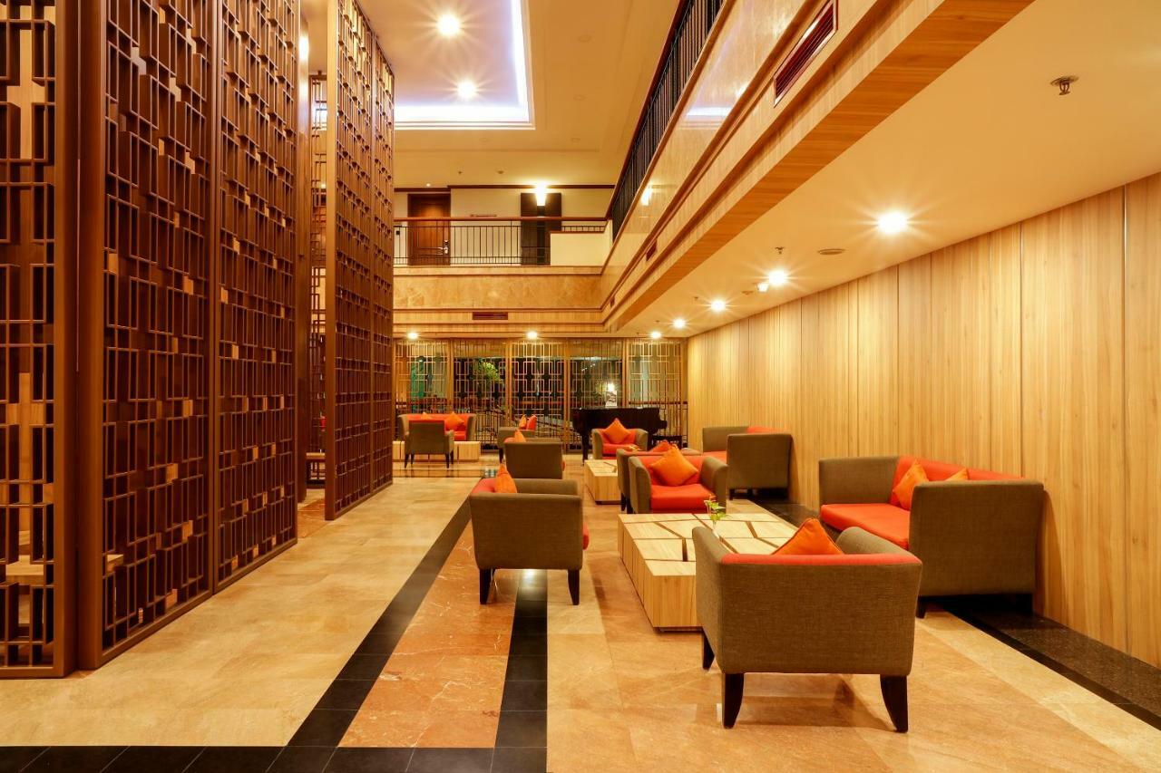 Hotel Ap Premier Batam Nagoya Esterno foto